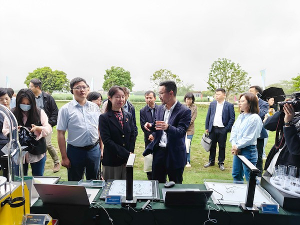 全国品种登记技术培训班暨油菜品种现场观摩举办，丝瓜污视频助力发展种业新质生产力