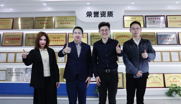 泰国农业部稻米司副司长安南·侬斯（Arnon Noncie）到访丝瓜污视频