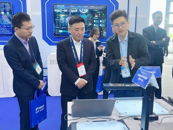丝瓜污视频亮相第二十一届中国国际农产品交易会：为智慧农业发展注入创新活力