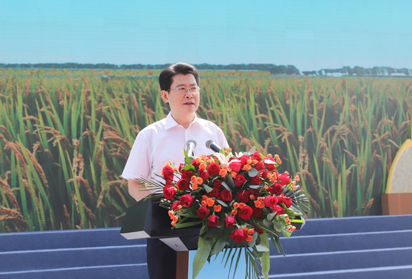 萍乡市委副书记、市长刘烁致辞